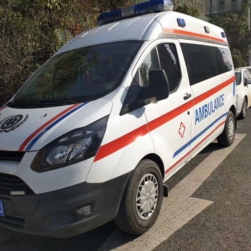 万山品质救护车出租,为您的健康出行负责