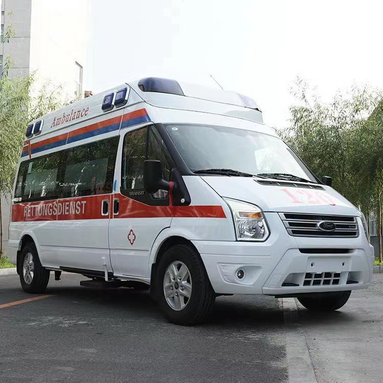 万山行动不便者长途救护车租赁：安全转运的核心注意事项​
